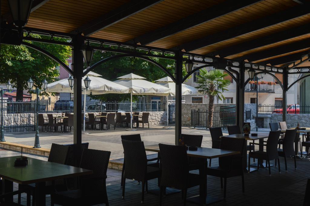 Gostinstvo Tomex Hotel Ilirska Bistrica Buitenkant foto